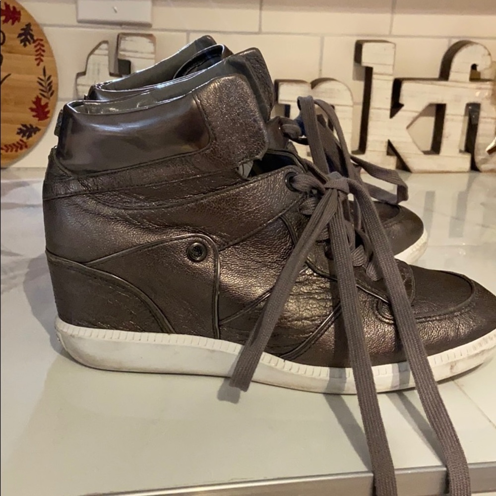 Michael Kors sneakers size 9m